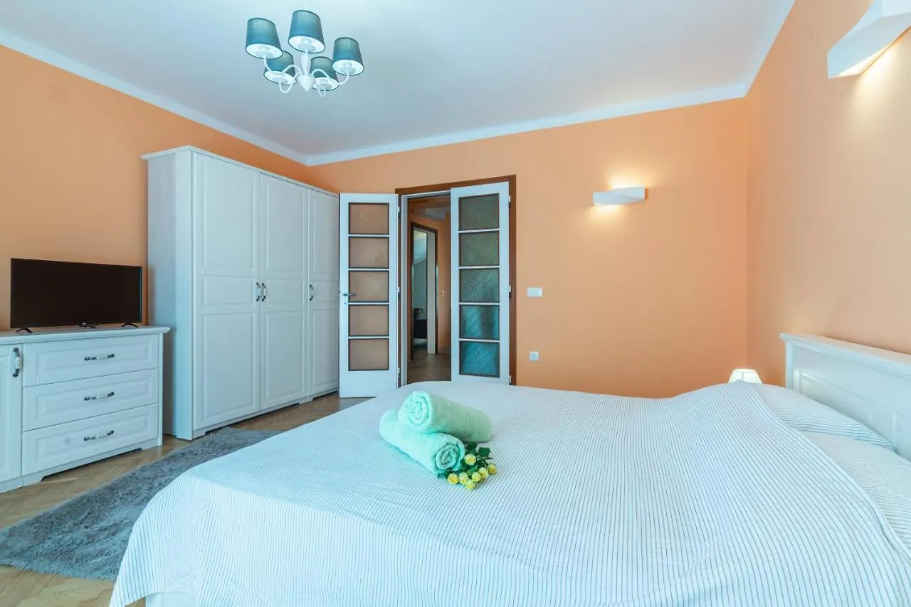 Apartments Virna Opatija